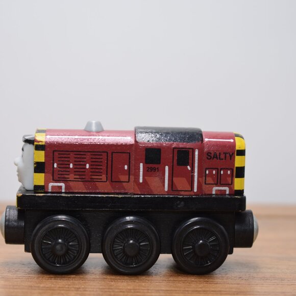 Salty Wooden Railway Thomas the Train Tank Engine Friends Red Yellow 2003 VTG - Picture 6 of 7